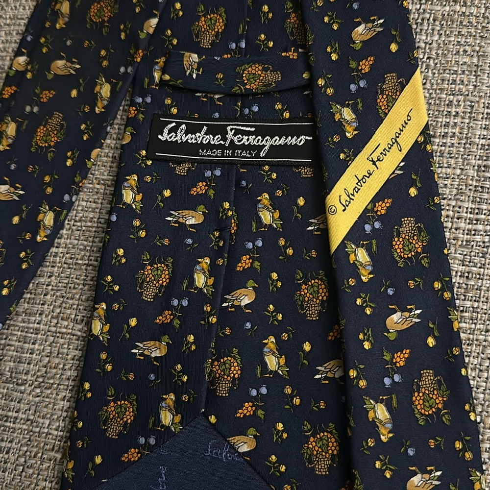 1 day Sale Authentic Salvatore Ferregamo tie made in Italy.